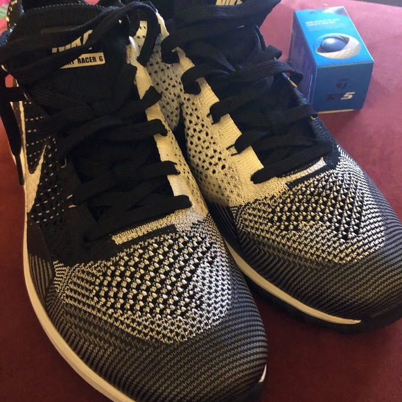 Nike Flyknit Racer G Size 10 Golf Shoes - Picture 7 of 8